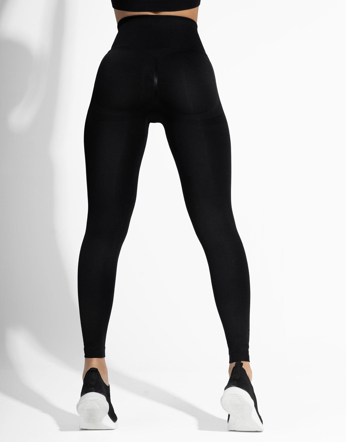 FIT BLACK SEAMLESS