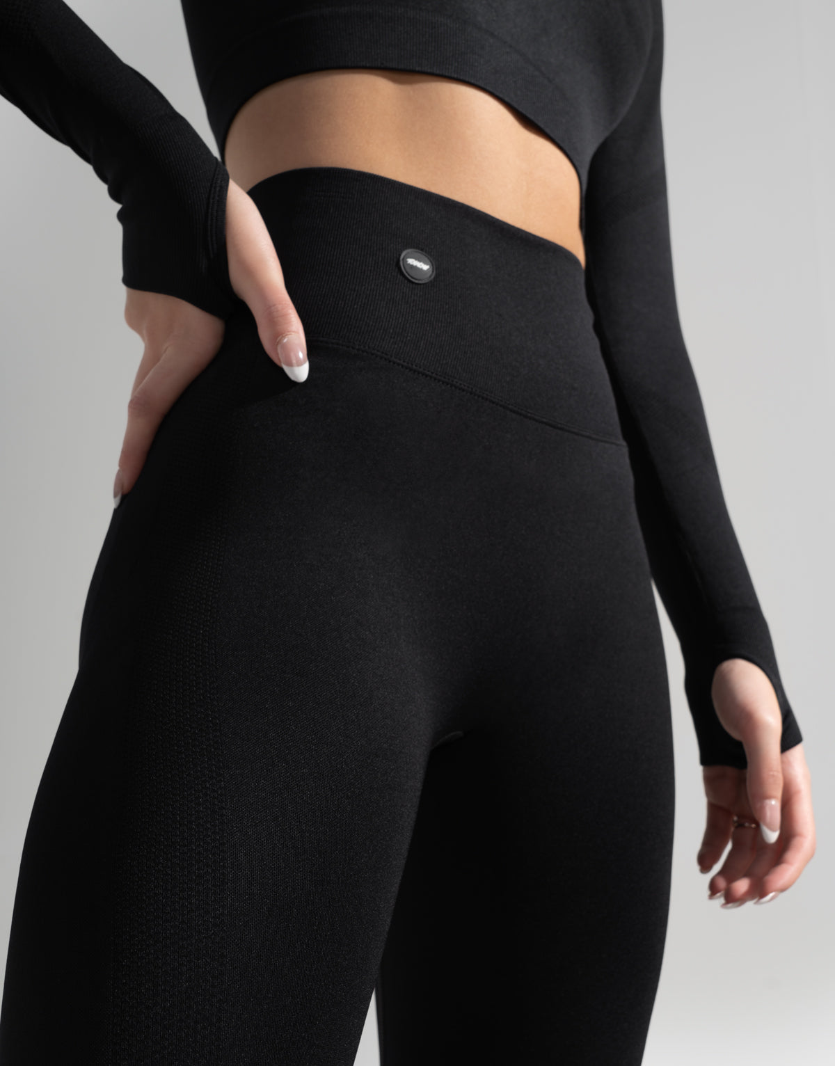 FIT BLACK SEAMLESS